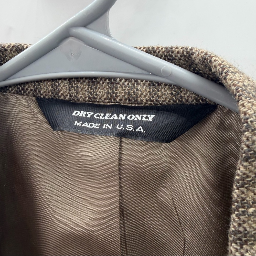 Perry Ellis Tan Checkered Blazer - Picture 11 of 15